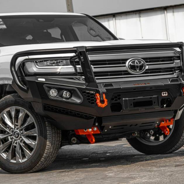 Hamer King series Plus bull bar for Toyota Landcruiser 300 Series (2021 – Present)